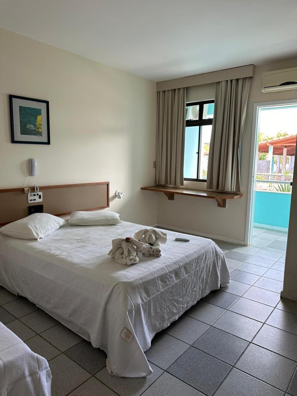 Hotel Paraiso Tropical Alcobaça Esterno foto